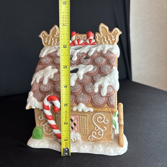 Partylite Gingerbread Christmas House Tealight Candle Holder P7304 - Picture 7 of 7